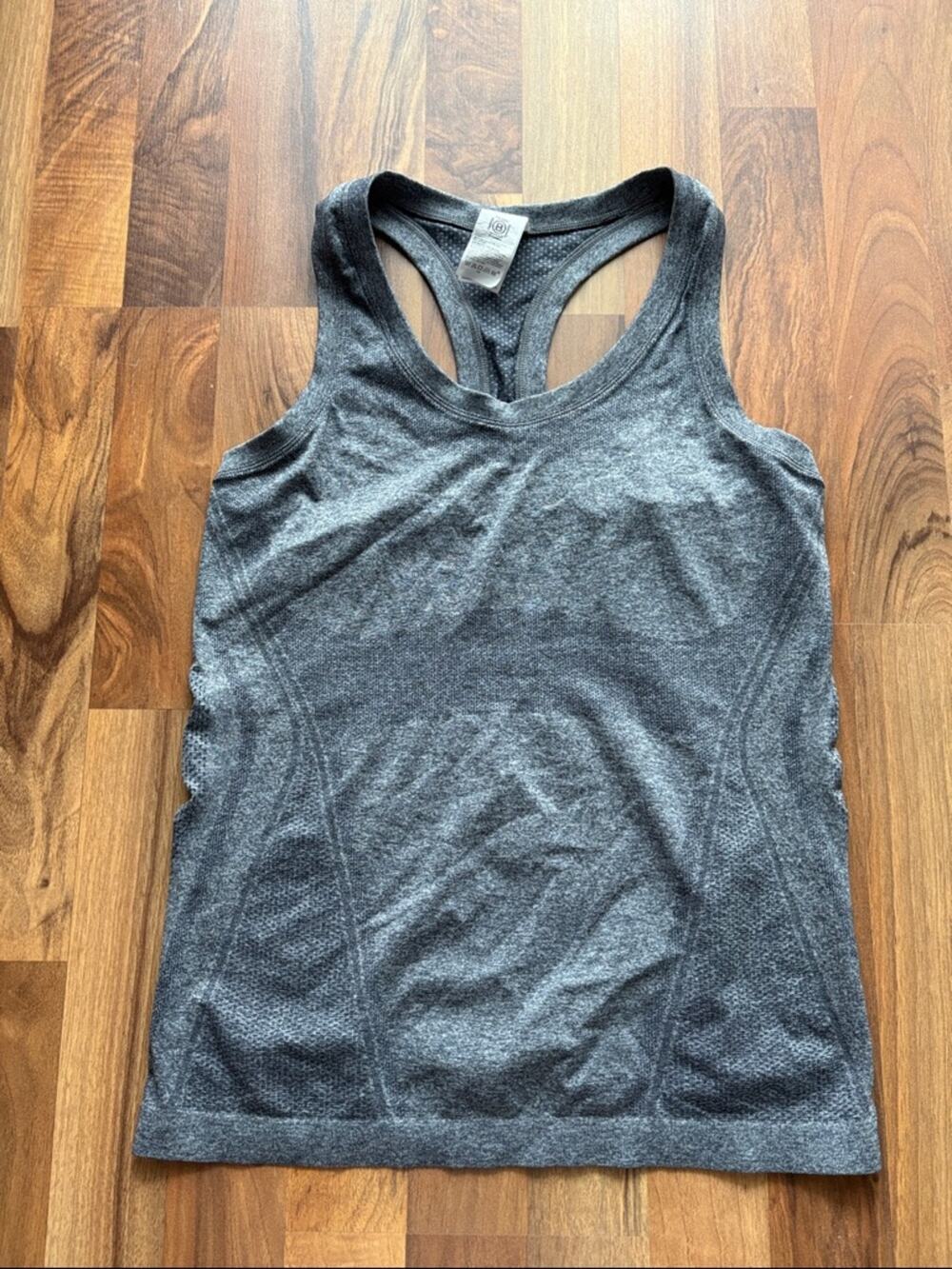 Athleta Woman’s Size M Charcoal Gray Racerback Tank